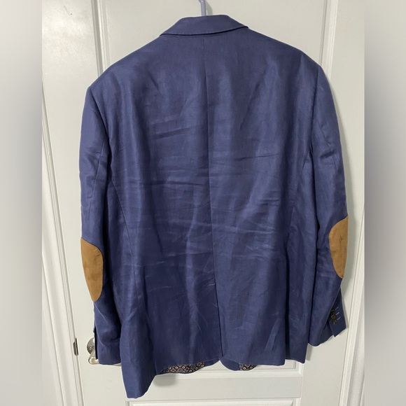 Blazer - Picture 2 of 4